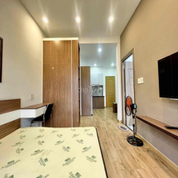 Cho Thuê Căn Hộ 1Pn view thoáng Bancong ở Nguyễn Thiện Thuật, Q3