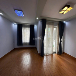 Cho thuê HXT 18B Nguyễn Thị Minh Khai P.ĐaKao Q1 5x19m 4T 4P 24tr