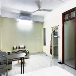 chính chủ cho thuê căn hộ 40m khép kín đủ nội thất giá rẻ