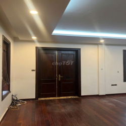 CHO THUÊ NHÀ BIỆT THỰ VIỆT HƯNG  FULL NỘI THẤT 