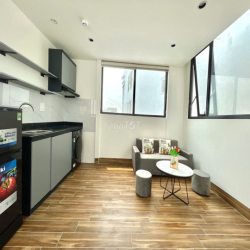 CHO THUÊ CĂN HỘ 1N1K FULL NỘI THẤT NẰM NGAY VĂN MIẾU QUỐC TỬ GIÁM