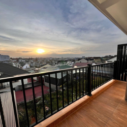 CHO THUÊ CĂN HỘ 2 PHÒNG NGỦ CÓ BAN CÔNG VIEW ĐẸP FULL NỘI THẤT