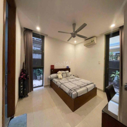 CHO THUÊ BIỆT THỰ PHÚ MỸ, QUẬN 7 5PN, 5WC FULL NT 55 TRIỆU/ THÁNG