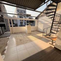 NC Nguyễn Trọng Tuyển - Tân Bình - sát mặt tiền- có sân thượng (5x20)