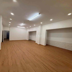 NC Nguyễn Trọng Tuyển - Tân Bình - sát mặt tiền- có sân thượng (5x20)