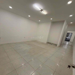 NC Nguyễn Trọng Tuyển - Tân Bình - sát mặt tiền- có sân thượng (5x20)