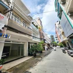 🌸𝐍𝐆𝐮𝐲ê𝐧 𝐜ă𝐧 𝐓ô 𝐇𝐢ế𝐧 𝐓𝐡à𝐧𝐡 𝐐.𝟏𝟎🍑 🌸6 PHÒNG 6WC🔥