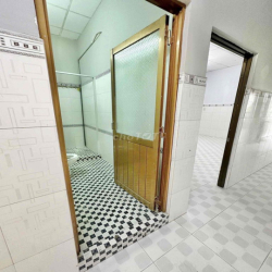 Nhà 4,2x26 1 Lầu, Khu Tên Lửa, Hẻm Thông Kinh Doanh, Văn Phòng