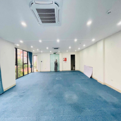 Cho thuê văn phòng tại Thái Hà 100m2 17t