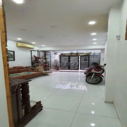 Nhà hẻm xe hơi 145/ Đường 3/2 - P.11 - Q.10 - 4X20m- 1 Lầu