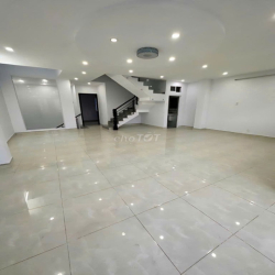 Cần cho thuê nhà MT 3B Cửu  Long P.15 Q.10