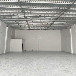 Cho thuê nhà mới xây 200 m2 trục chính khu Nam Long