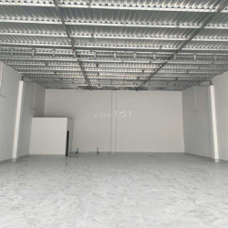 Cho thuê nhà mới xây 200 m2 trục chính khu Nam Long