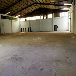 Cho thuê Xưởng 800m2- giá 48tr/th, đường tải lớn 18 tấn vào tới kho