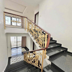 Biệt thự Khu Tên Lửa, Bình Tân, 9x20 1 Hầm 3 Lầu 5PN 6WC