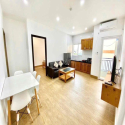 🏡CĂN HỘ CHO THUÊ DẠNG 2PN 1PK BAN CÔNG GẦN NGÃ 4 PHÚ NHUẬN - FULL NT🏡