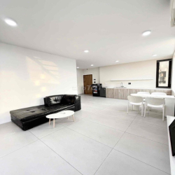 🏡CĂN HỘ CHO THUÊ DẠNG 2PN 1PK BAN CÔNG GẦN NGÃ 4 PHÚ NHUẬN - FULL NT🏡