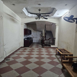 Cho thuê nhà Phân Lô ngõ 230 Lạc Trung. DT 38m x 5 tầng