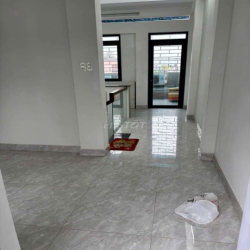 cho thuê nhà phố liền kề mới sạch sẽ Gò Vấp 