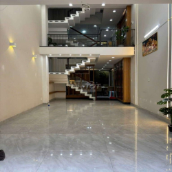 cho thuê nhà phố liền kề mới sạch sẽ Gò Vấp 