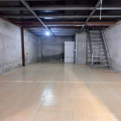 Cho thuê  nhà 50m2 + 20m2 gác xép, tại Bằng B, ô tô đỗ cửa, 5 triệu .