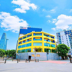 Vòng Xoay chợ Bến Thành Ngang 30m 1500m2