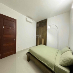 CHÍNH CHỦ CẦN CHO THUÊ CĂN 2PN 75m2 Luxury Ngay cầu Công Lý
