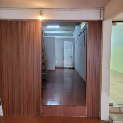 Cho thuê nhà mặt tiền, có gác đường Nguyễn Đình Chiểu - Kinh doanh/kho