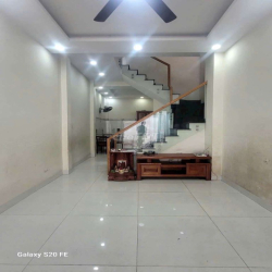 Cho thuê lâu dài không lên tiền nhà