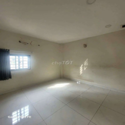 Cho thuê lâu dài không lên tiền nhà