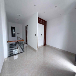 CHO THUÊ NHÀ KIỆT OTO NGUYỄN HỮU THỌ