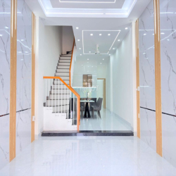 Nhà đẹp 4PN full nội thất, có phòng ngủ trệt – Lộc Phát – 16tr