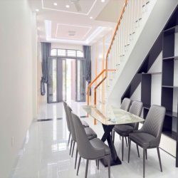 Nhà đẹp 4PN full nội thất, có phòng ngủ trệt – Lộc Phát – 16tr