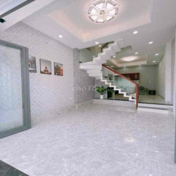 CHO THUÊ NHÀ MT HẺM MỚI ĐẸP 5PN ĐƯỜNG SỐ 28 P6 GÒ VẤP