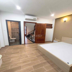 NHÀ ĐẸP FULL NỘI THẤT NGAY CHUNG CƯ CHƯƠNG DƯƠNG HOME 2 LẦU 4PN 5WC