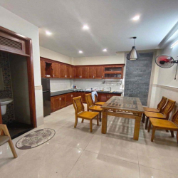NHÀ ĐẸP FULL NỘI THẤT NGAY CHUNG CƯ CHƯƠNG DƯƠNG HOME 2 LẦU 4PN 5WC