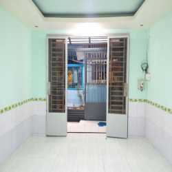 Nhà cho thuê nguyên căn có cửa sau giá rẻ 2 tầng