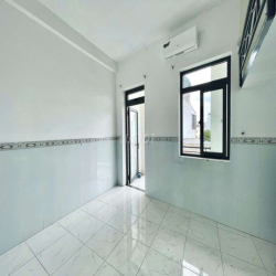 CHDV mới tinh, ngay sân bay, bạch đằng, p2, tân bình, 25m2, 4,5tr