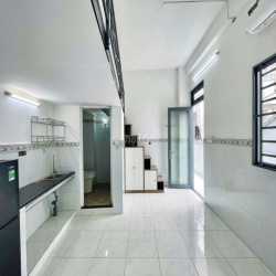 CHDV mới tinh, ngay sân bay, bạch đằng, p2, tân bình, 25m2, 4,5tr