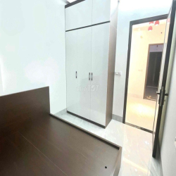 NHƯỢNG LẠI PHÒNG CHO THUÊ