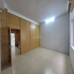 Cho thuê nhà mặt tiền Liên Phường 100-150m2 gần Đỗ Xuân Hợp