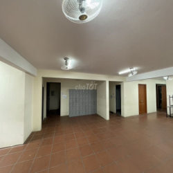 Cho thuê nhà làm Văn Phòng, Ngân Hàng, TT đào tạo lao động...