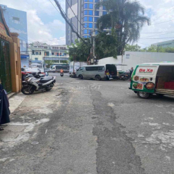 nhà 3 PHÒNG NGỦ 7x4 nguyễn văn trỗi. hẻm xe hơi