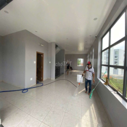 BIỆT THỰ 10X20, TRỆT 2LẦU, 4PN 4WC. MỚI