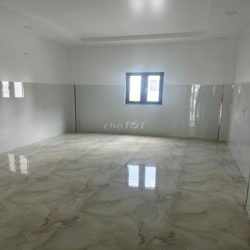 NHÀ MỚI - 4 x 20 - TRỆT 3 LẦU - GIÁ TỐT