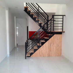 CHO THUÊ Ở KINH DOANH 1 TRỆT 1 LẦU GIÁ 7 TRIỆU/ THÁNG