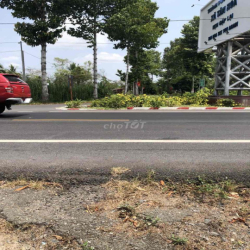 cho thuê dài hạn đất 2 mặt tiền dứoi chân cầu trầu hôi