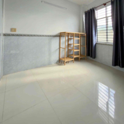 Cho thuê nhà trệt lầu 6x11m 2phòng sẵn 2máy lạnh hẻm Hoàng Văn Thụ