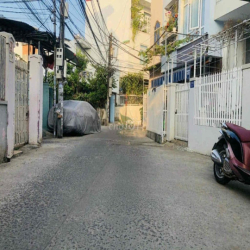 CHO THUÊ Ở KINH DOANH 1 TRỆT 1 LẦU GIÁ 7 TRIỆU/ THÁNG