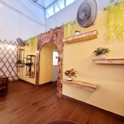 Cho thuê mặt bằng Đỗ Quang, 4,4x16m, giá 25tr/tháng - kinh doanh tự do